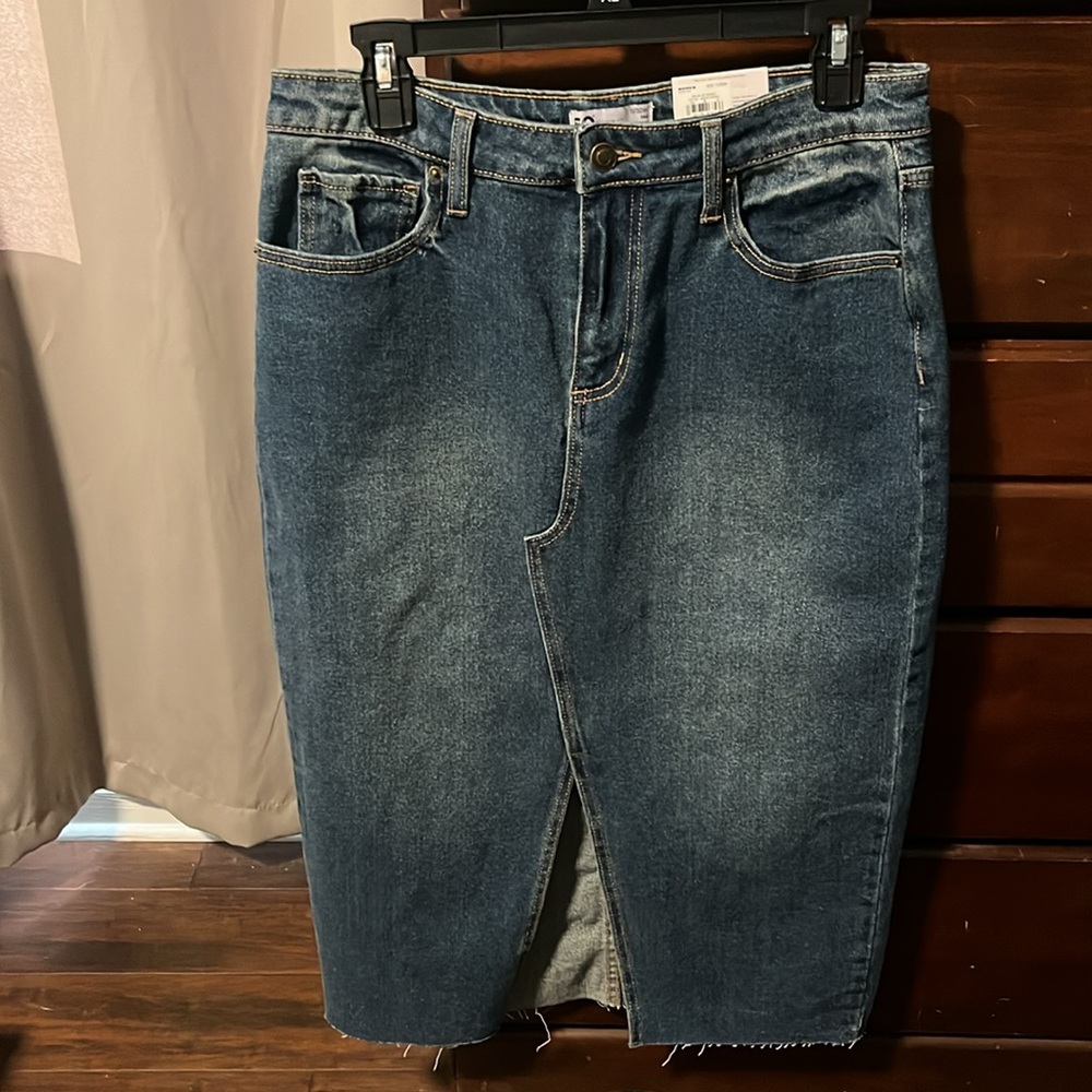 SO Juniors 11/30 Blue Jean High Rise Raw Hem Front Slit Midi Skirt